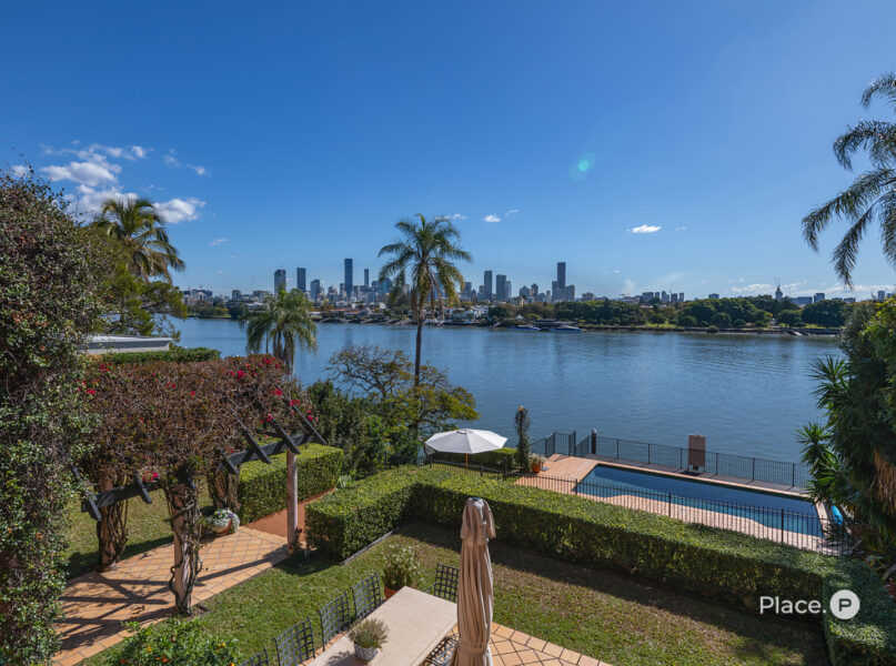 130 Wynnum Road, Norman Park, QLD 4170