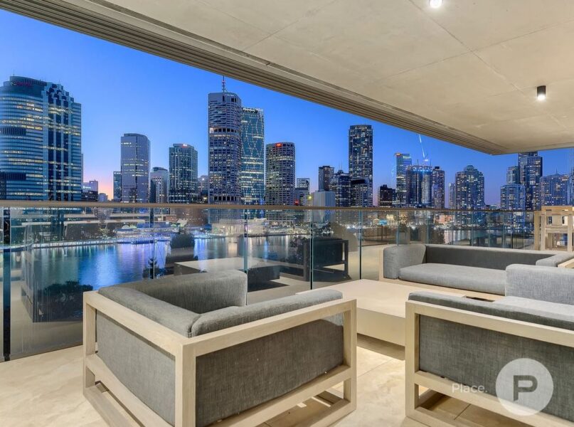 2 Scott Street, Kangaroo Point, QLD 4169