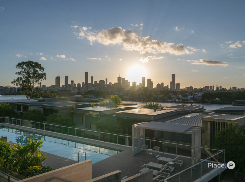 326/90 Wynnum Road, Norman Park, QLD 4170