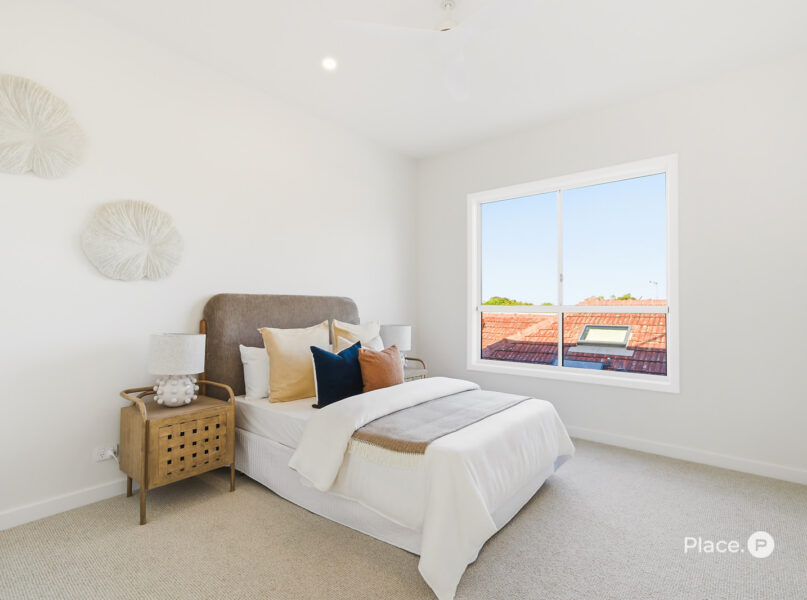 94 Greens Road, Coorparoo, QLD 4151