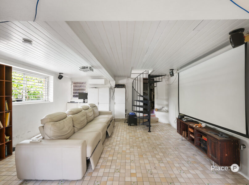 37 Ross Street, Woolloongabba, QLD 4102