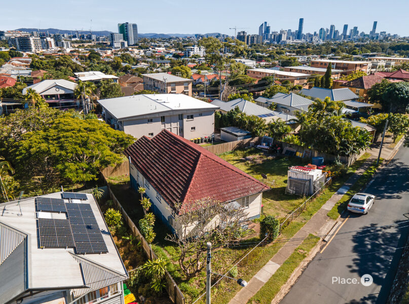 38 Raby Road, Coorparoo, QLD 4151