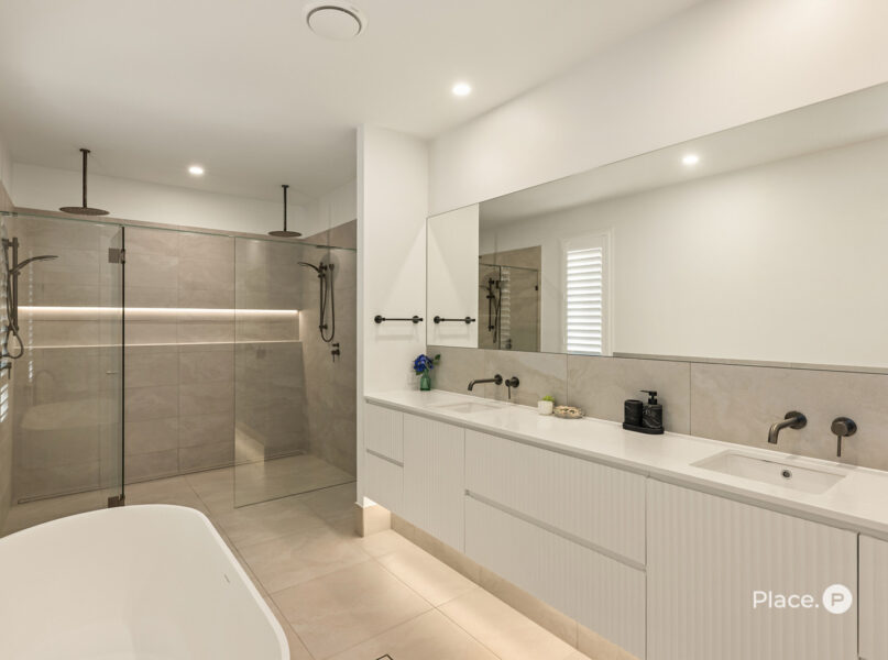 6 Horsington Street, Morningside, QLD 4170