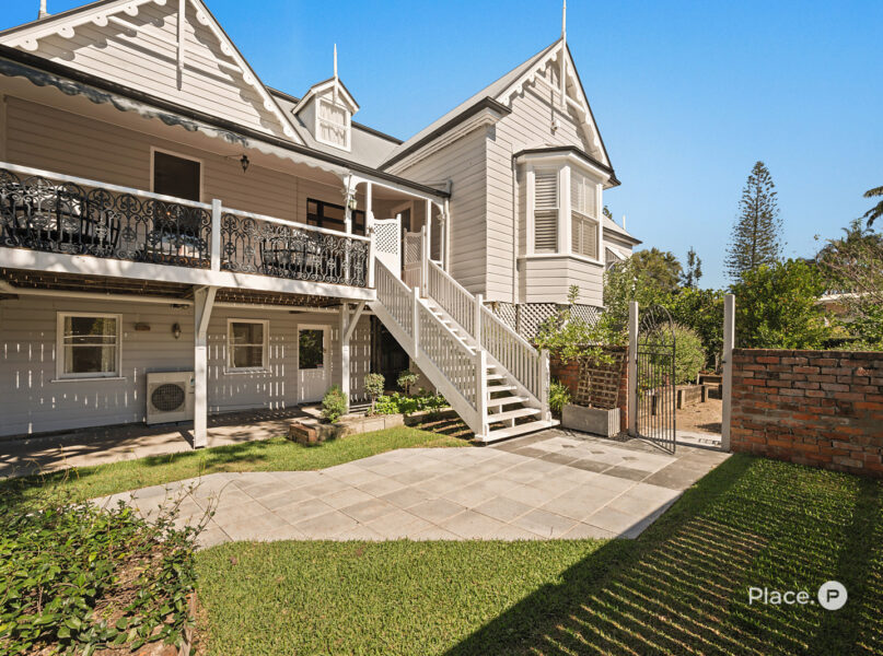 147 Lynne Grove Avenue, Corinda, QLD 4075
