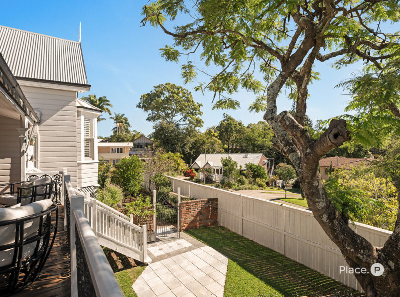 147 Lynne Grove Avenue, Corinda, QLD 4075