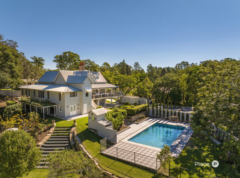 147 Lynne Grove Avenue, Corinda, QLD 4075