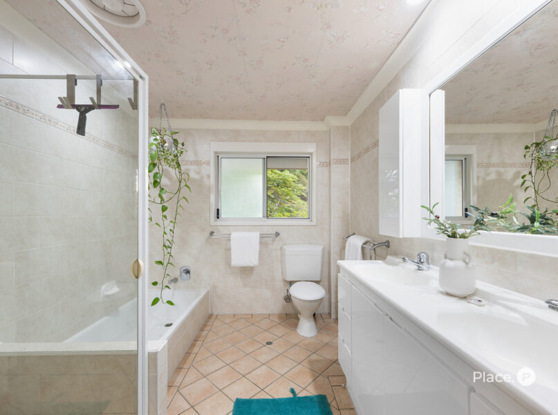 116 Manly Road, Manly West, QLD 4179