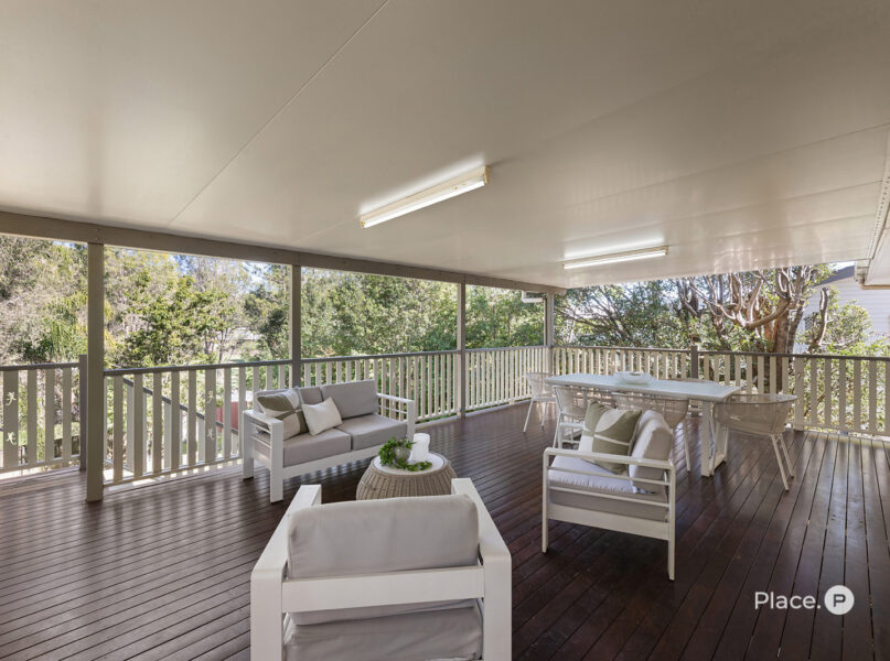 34 Joachim Street, Holland Park West, QLD 4121