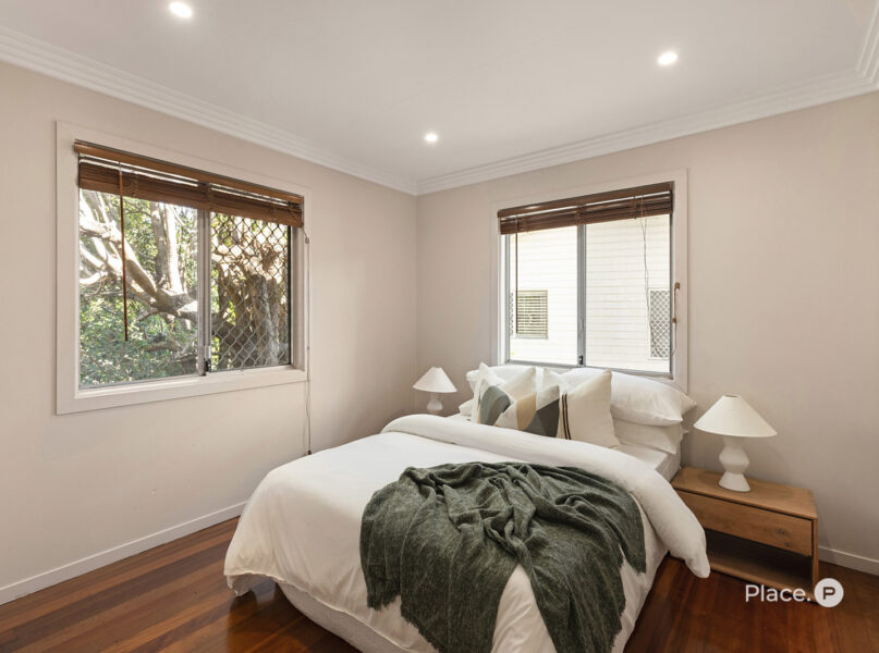 34 Joachim Street, Holland Park West, QLD 4121