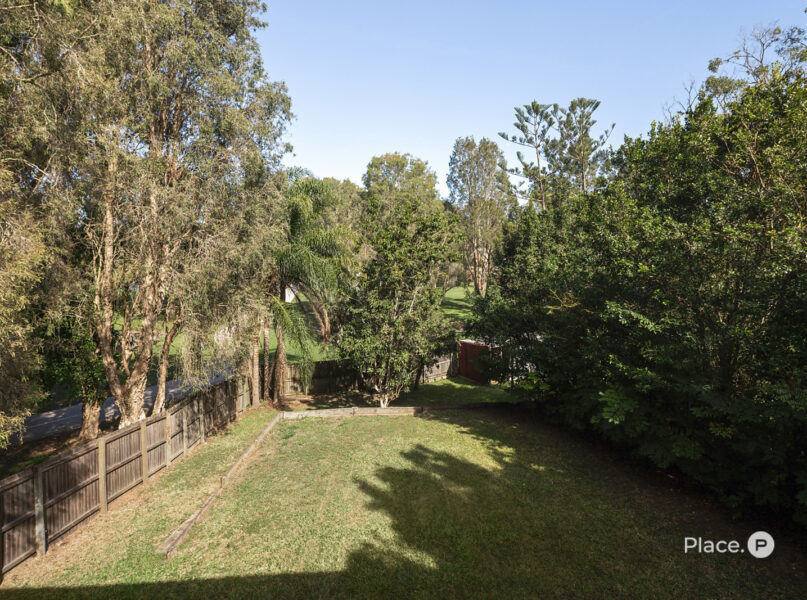 34 Joachim Street, Holland Park West, QLD 4121