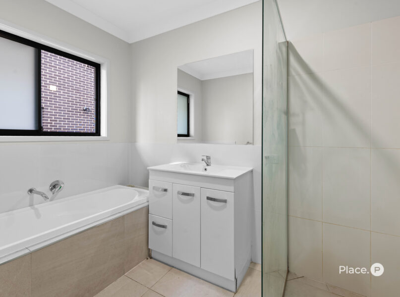 4 Burdekin Road, Logan Reserve, QLD 4133