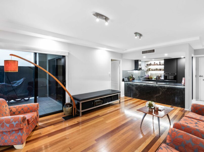 102/193 Main Street, Kangaroo Point, QLD 4169