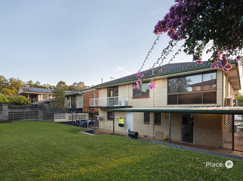 5 Obsidian Street, Camp Hill, QLD 4152