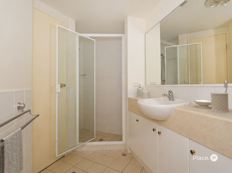 8/45 Deakin Street, Kangaroo Point, QLD 4169