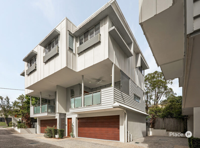 2/25 Pockley Street, Morningside, QLD 4170