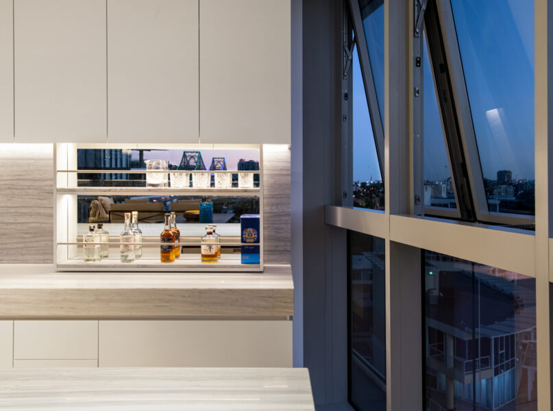 10/11 Thornton Street, Kangaroo Point, QLD 4169
