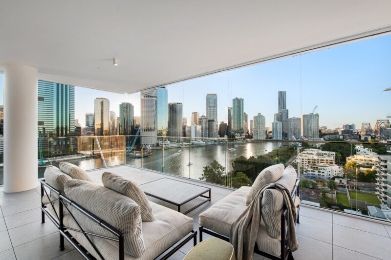 10/11 Thornton Street, Kangaroo Point, QLD 4169