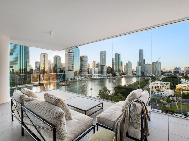 10/11 Thornton Street, Kangaroo Point, QLD 4169