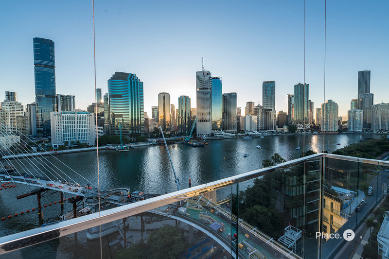 10/11 Thornton Street, Kangaroo Point, QLD 4169