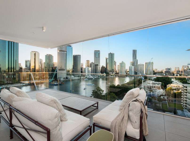 10/11 Thornton Street, Kangaroo Point, QLD 4169