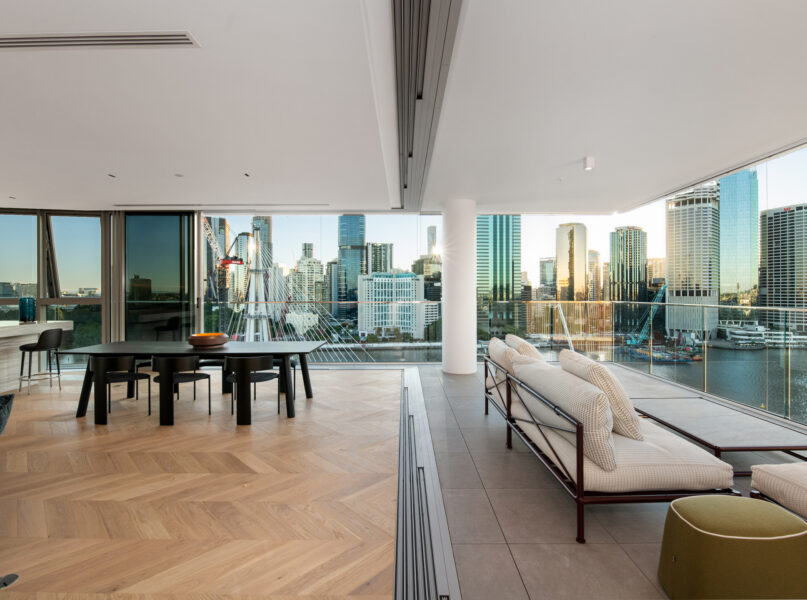 10/11 Thornton Street, Kangaroo Point, QLD 4169