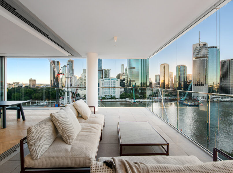 10/11 Thornton Street, Kangaroo Point, QLD 4169