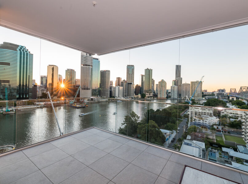 10/11 Thornton Street, Kangaroo Point, QLD 4169