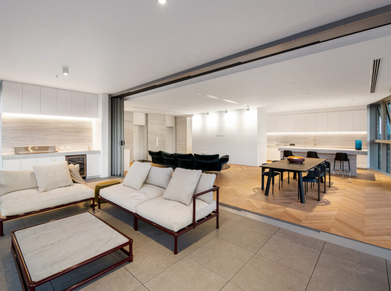 10/11 Thornton Street, Kangaroo Point, QLD 4169
