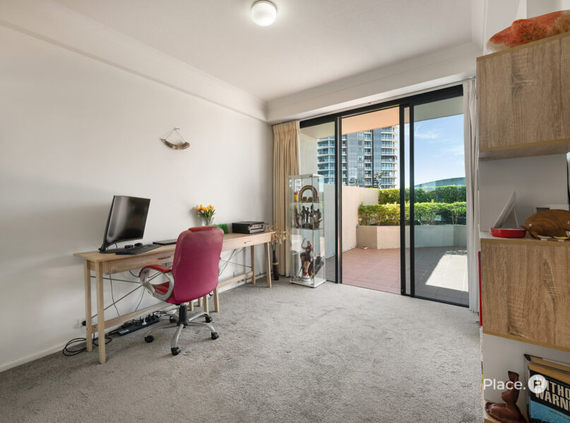 8/45 Deakin Street, Kangaroo Point, QLD 4169