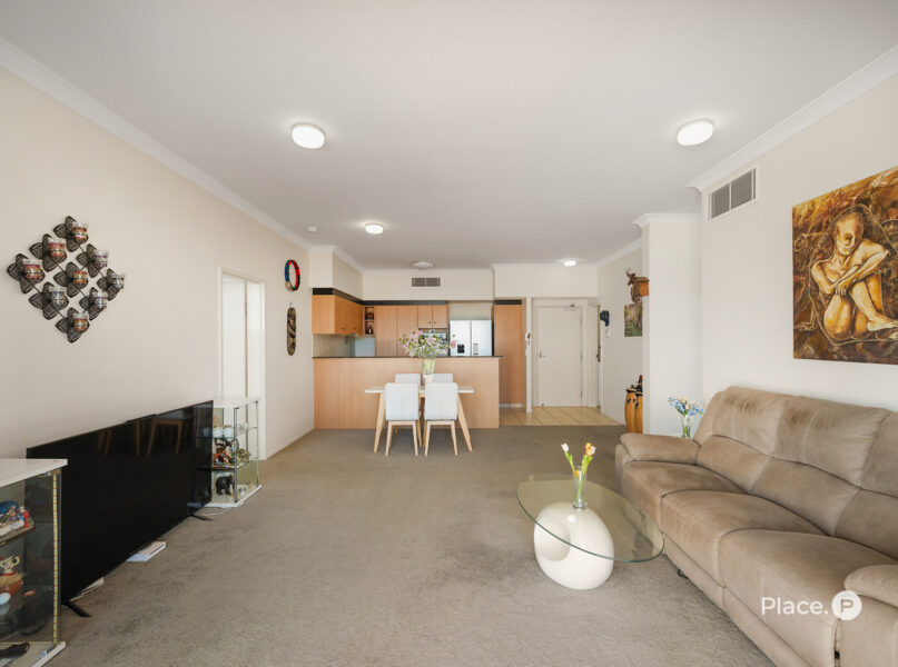 8/45 Deakin Street, Kangaroo Point, QLD 4169