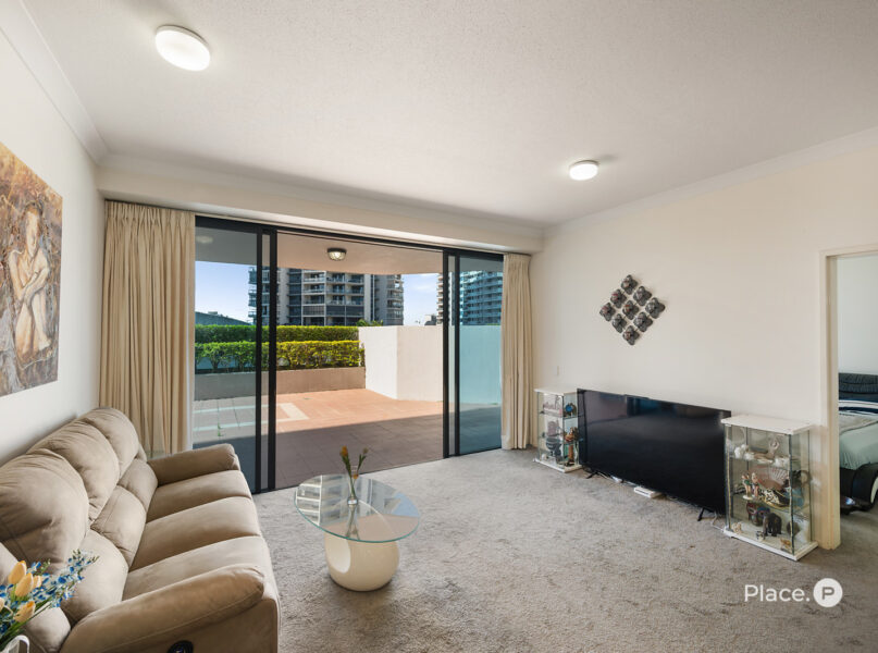 8/45 Deakin Street, Kangaroo Point, QLD 4169