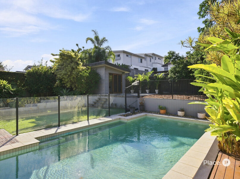 122 Shaftesbury Street, Tarragindi, QLD 4121