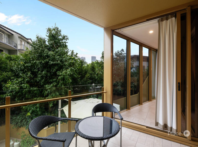 205/25 Shafston Avenue, Kangaroo Point, QLD 4169