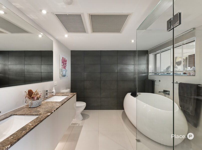 33/89 Thorn Street, Kangaroo Point, QLD 4169
