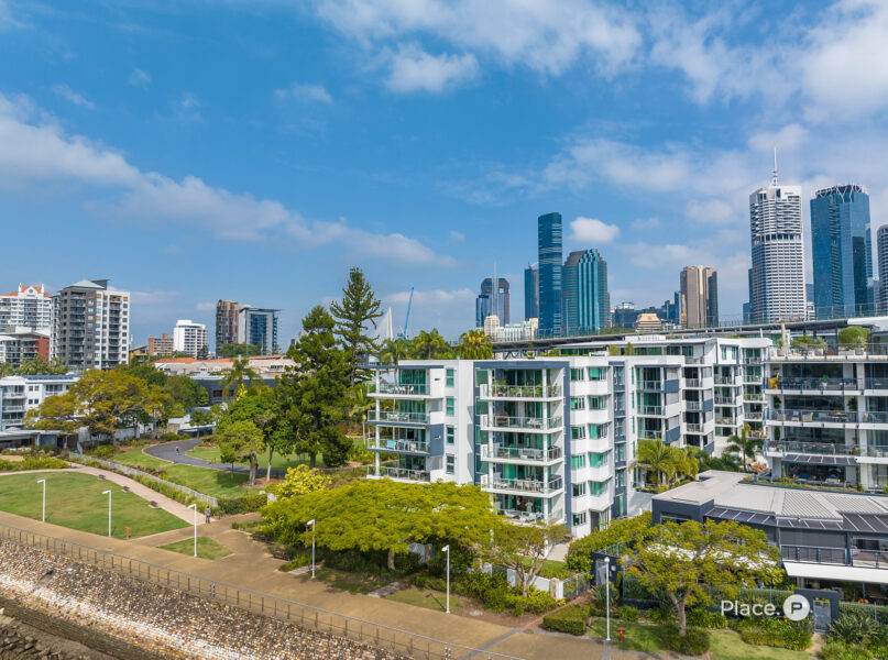 2210/25 Anderson Street, Kangaroo Point, QLD 4169