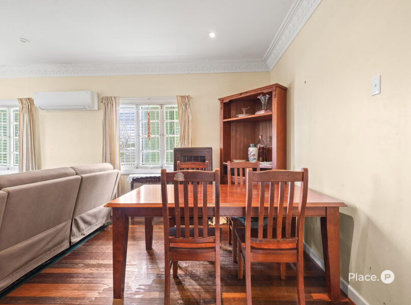 8 Glenrich Street, Corinda, QLD 4075