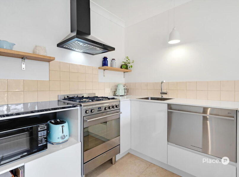 2/27 Hood Street, Sherwood, QLD 4075