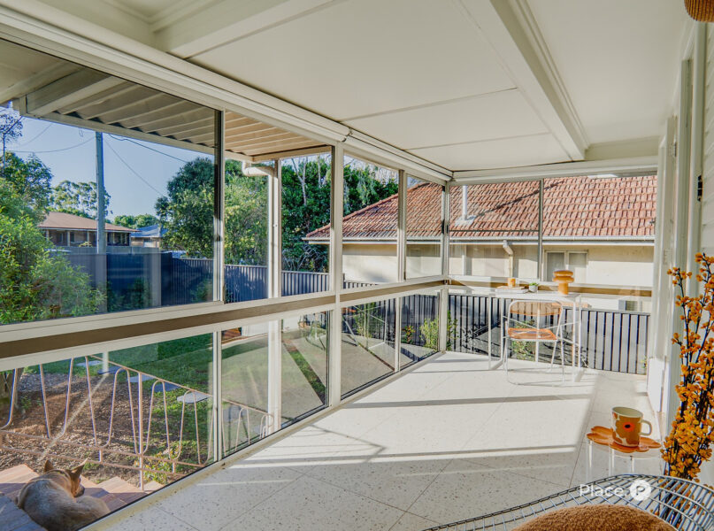 106 Seventeen Mile Rocks Road, Oxley, QLD 4075