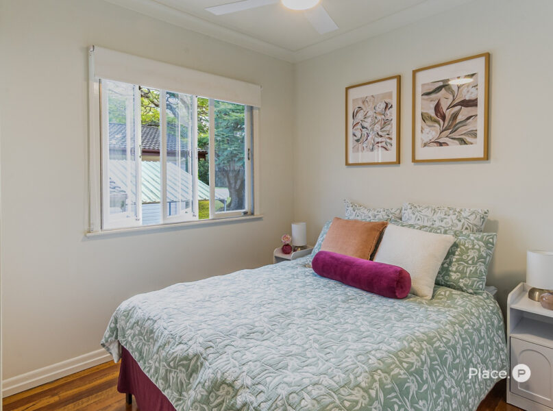 106 Seventeen Mile Rocks Road, Oxley, QLD 4075