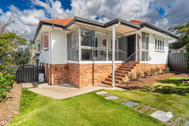 106 Seventeen Mile Rocks Road, Oxley, QLD 4075