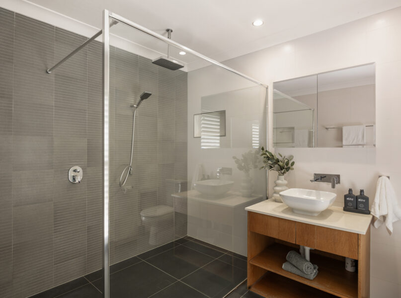 52 Aster Street, Cannon Hill, QLD 4170