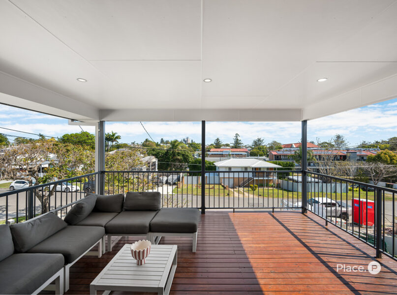 31 Carbethon Street, Manly, QLD 4179
