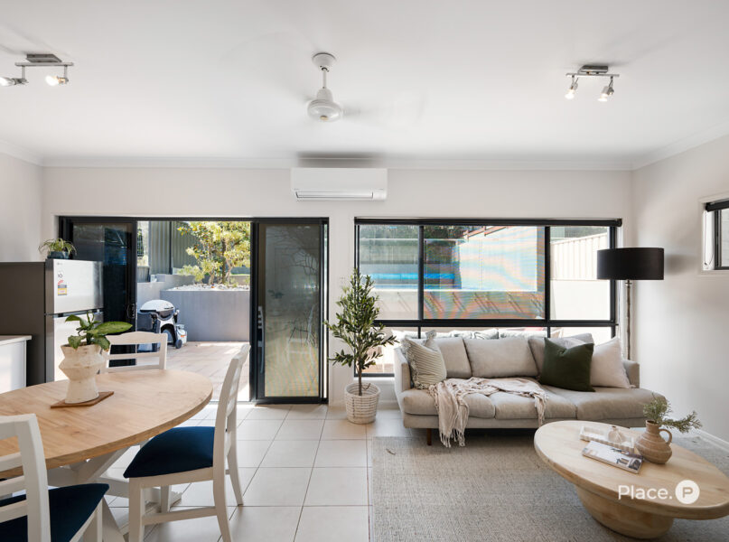 31 Carbethon Street, Manly, QLD 4179