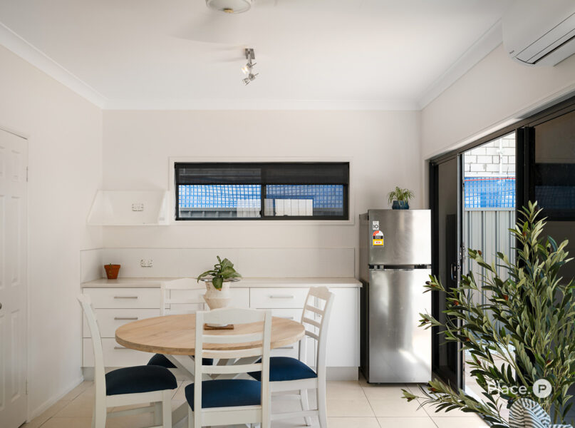 31 Carbethon Street, Manly, QLD 4179