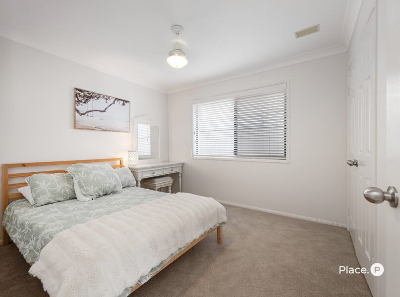 31 Carbethon Street, Manly, QLD 4179