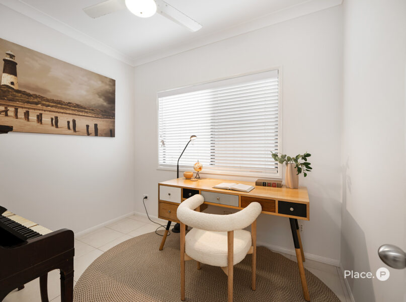 31 Carbethon Street, Manly, QLD 4179