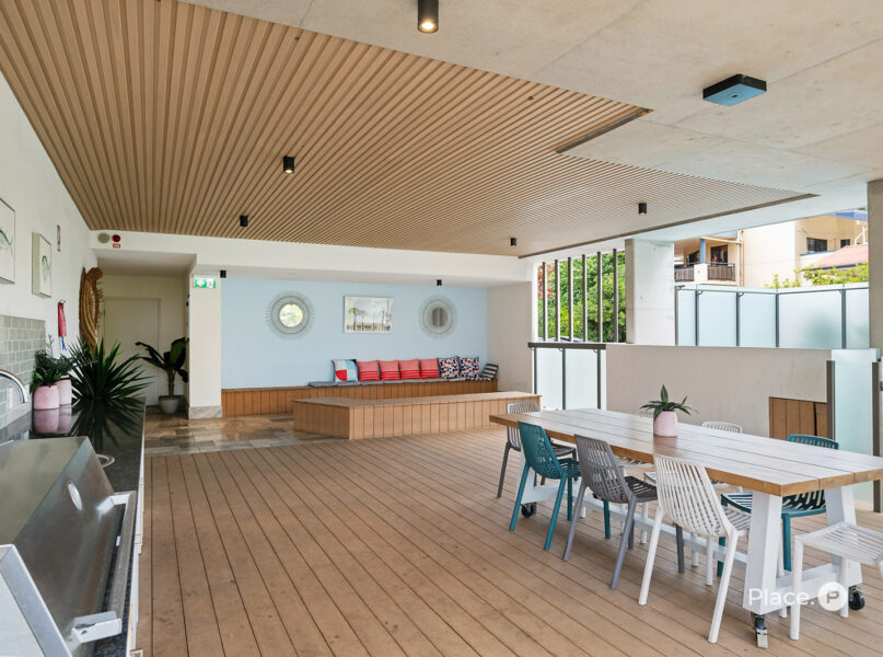 306/131 Sir Fred Schonell Drive, St Lucia, QLD 4067