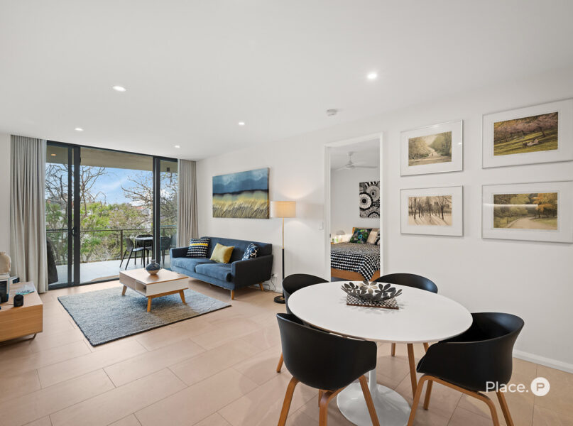 306/131 Sir Fred Schonell Drive, St Lucia, QLD 4067