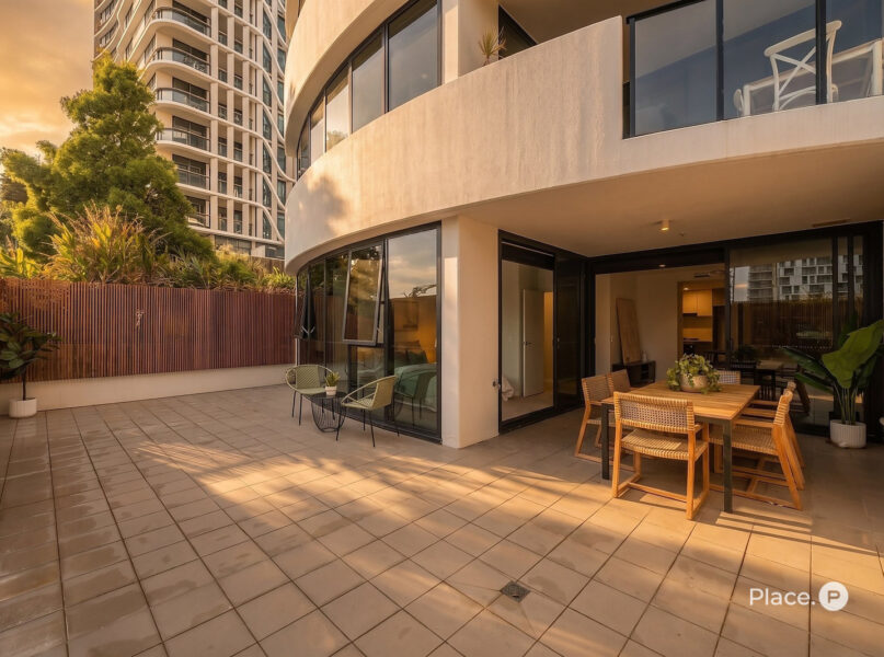 20304/7 Wharf Street, Hamilton, QLD 4007